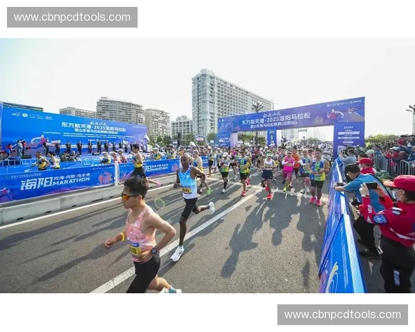 奔跑的力量凝聚城市激情见证人类毅力与梦想的马拉松盛宴